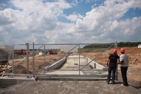 Пліт - виробництво сіток, огорож та кованих виробів