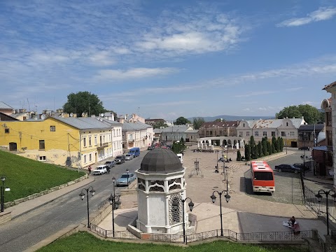 Площа Пресвятої Марії (площа Турецької криниці)