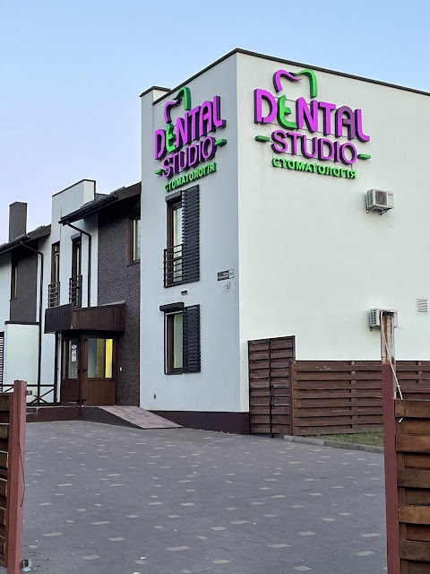 Dental Studio