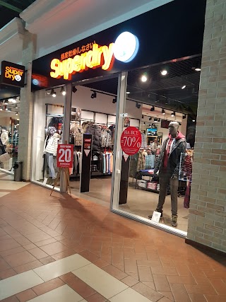 SuperDry