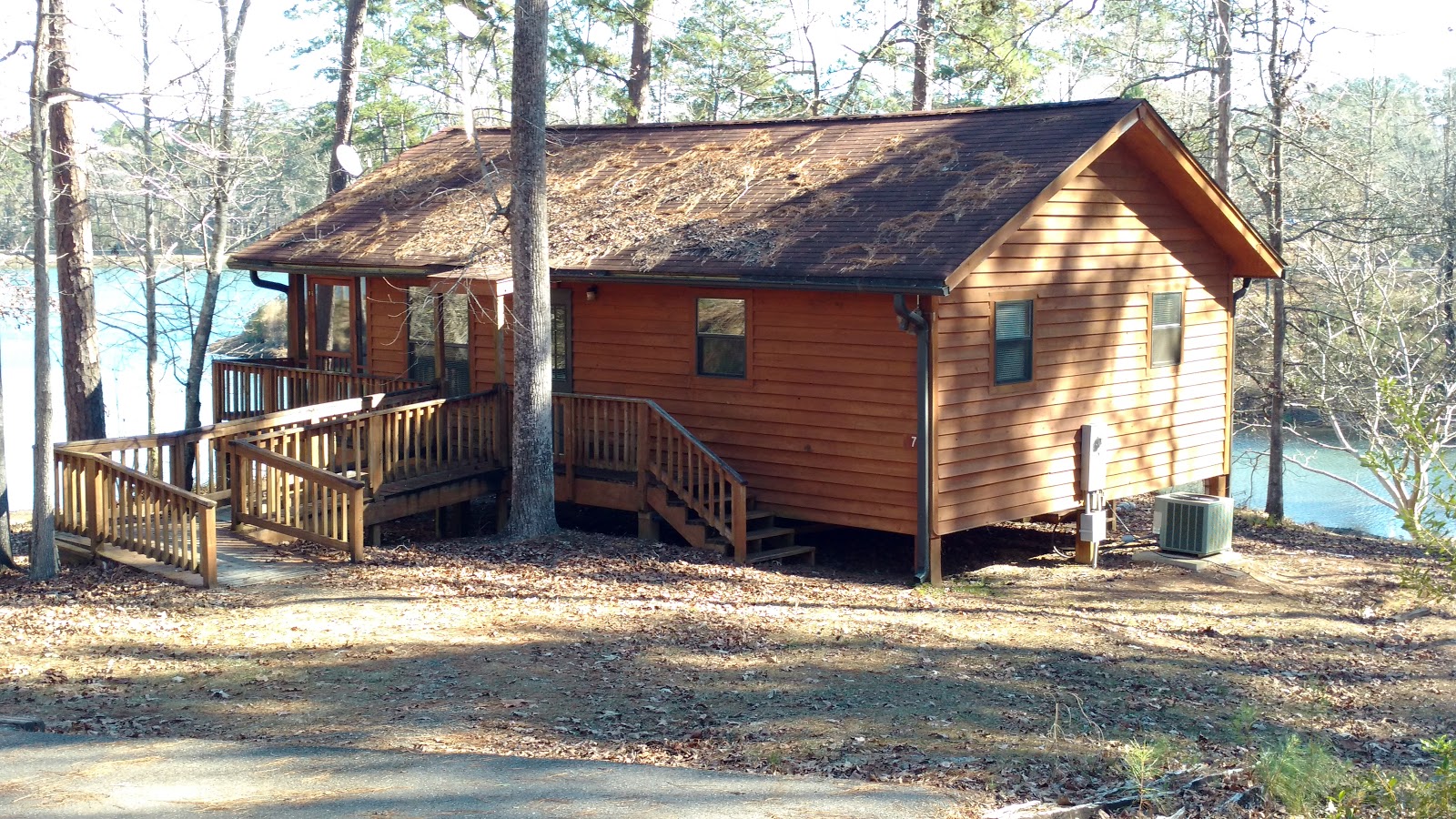 Military Park Lake Walker Family Campground (Camp Shelby)