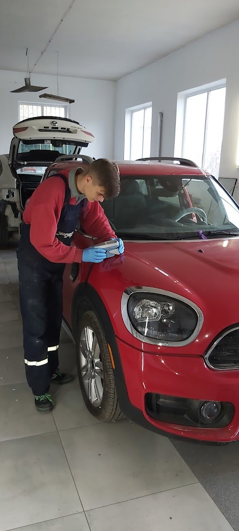 Подбор автокрасок, покраска авто.