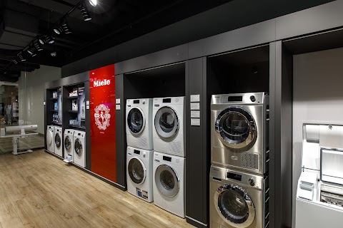 Фирменная студия Miele