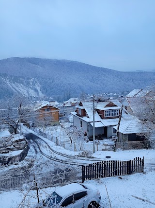 "Роздоріжжя"