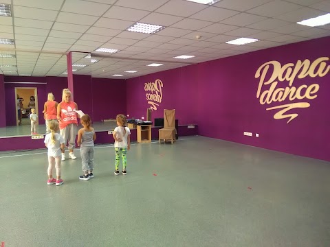 Танцювальна школа Андріса Капіньша PAPA DANCE