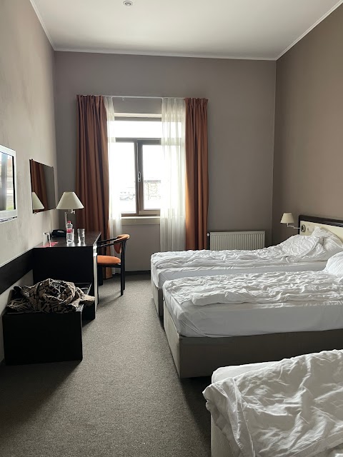 Готель Ramada Lviv