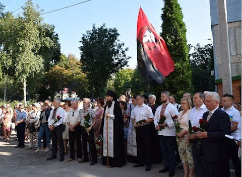 Меморіальна дошка борцю за волю України, ветерану УПА Семену Сороці