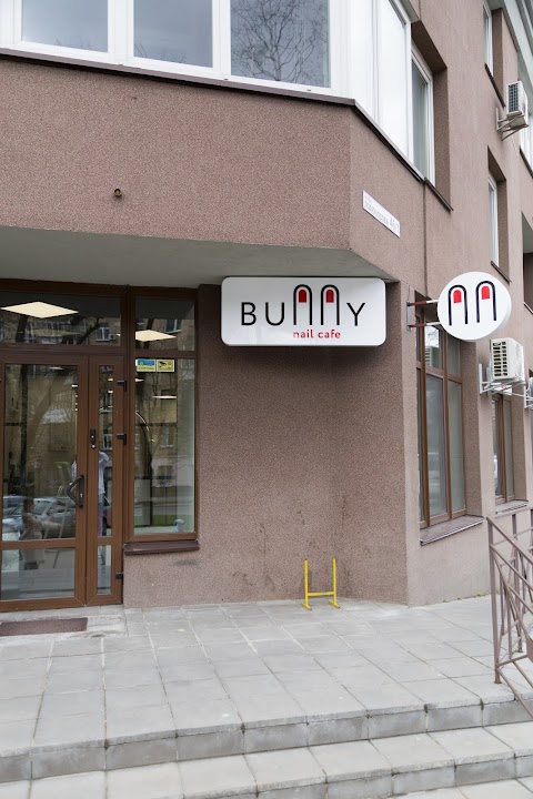 Bunny nail cafe Теремки