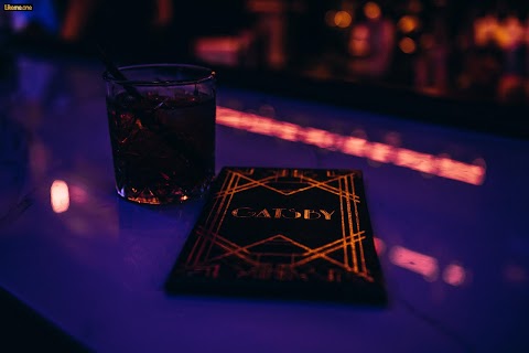 GATSBY — Show Bar