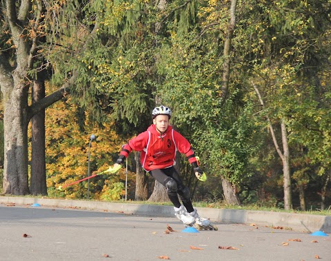 Лижна школа Avalanche Ski Club