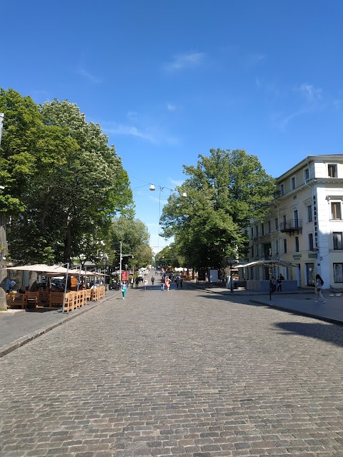 Пам'ятник Сергієві Уточкіну