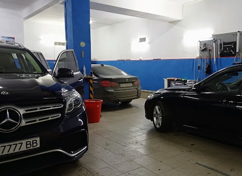 CarGlassService Автостекло , ремонт , замена ,тонировка , полировка ,авто химчистка