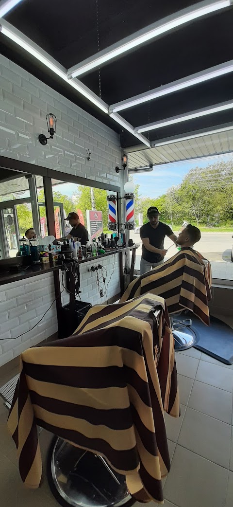 Barber Shop Berloga 1