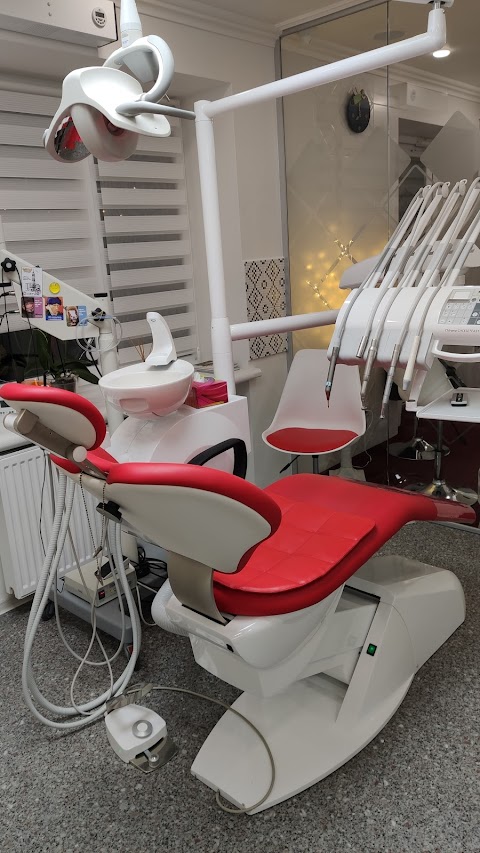 Dental Studio Dr.Rozhko