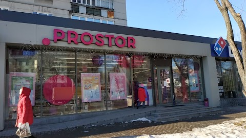 Prostor