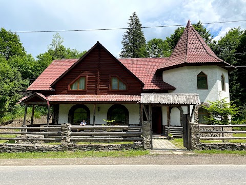 Кафе “Гірське джерело”