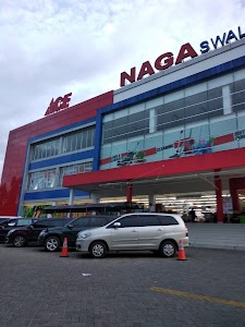 NAGA Pasar Swalayan