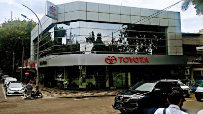 photo of Toyota Liek Motor Surabaya