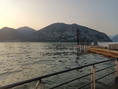 SAILING ISEO LAKE