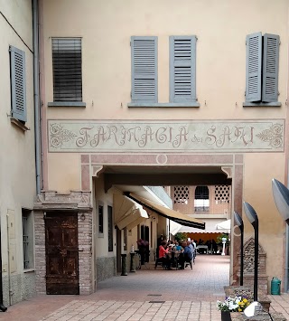 Trattoria La Farmacia Dei Sani