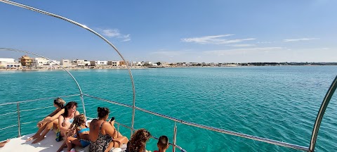 A Mare Salento Minicrociera In Catamarano