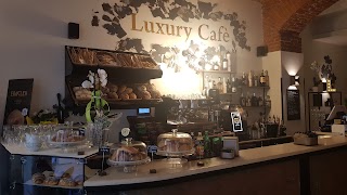 Luxury Cafè