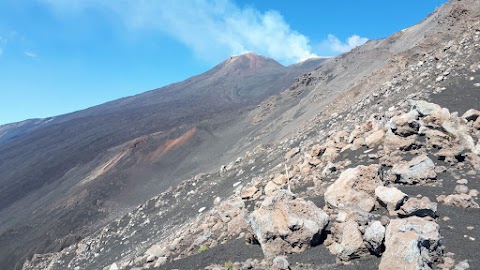 Baita nei boschi del Parco dell'Etna