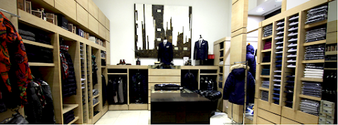 ANDRIANI STORE - Uomo - Donna - Outlet