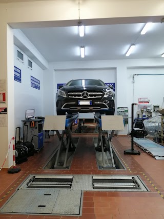 Carrozzeria Auto Simoncini | Centro Revisione Auto | Centro Revisione Moto