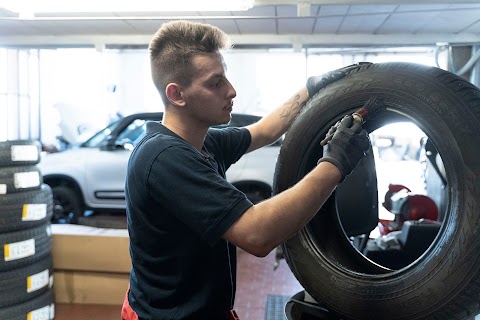 Autofficina Valentini Di Valentini Maurizio e C. S.n.c.