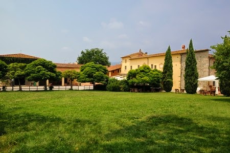 C&C hospitality in Tuscany ricevimenti piscina