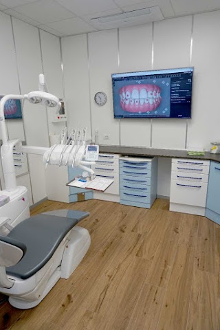 Studio Dentistico Roca - Roma Tuscolana