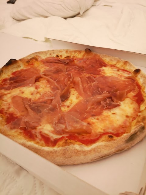 Chiamala pizza