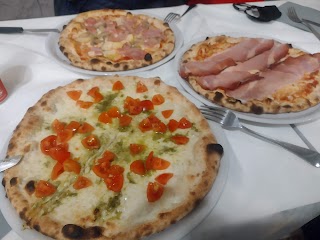 Rifugio di Zòrr Pizzeria Antipasteria di Manuto Francesco