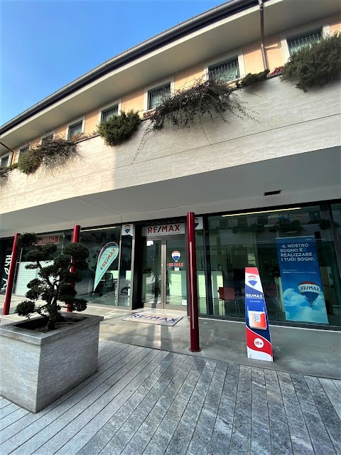 Agenzia immobiliare RE/MAX Gallarate - Centro Professionisti Immobiliari