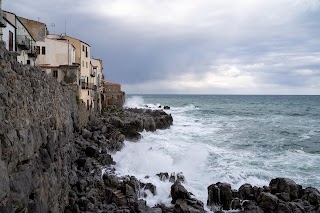 Punto di vista dalle scale al mare