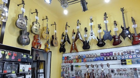 Music Store Pitetti Snc