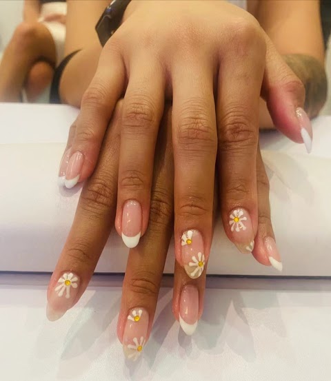 yoyo nails- Centro estetico unghie