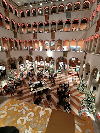 Galleria T Fondaco dei Tedeschi