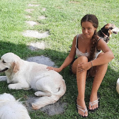 Pet Sitter Mazzanti Lara