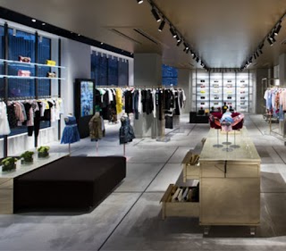 Pinko Boutique Roma, via Due Macelli