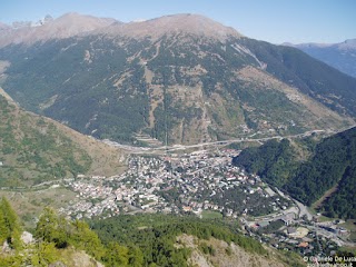 Gruppo Immobiliare Bardonecchia S.A.S. Di De Luca Gabriele & C.