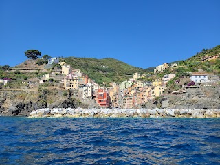 Cinque Terre dal Mare Boat rentals and tours