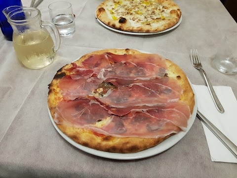 Pizzeria Ristorante Albergo Ugolini