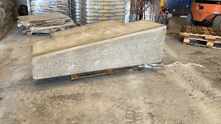 Elli manufatti in cemento