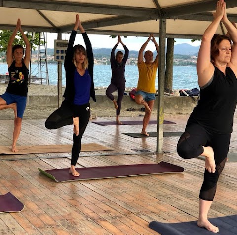 Kashi Yoga Jyotim Rivoltella del Garda