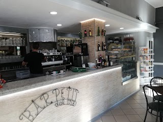 Petit Bar