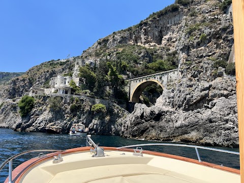 Blu Mediterraneo Amalfi Coast Escursioni, tour in barca in Costiera Amalfitana - Positano - Capri