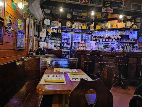 LA LANTERNA BEER BAR