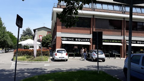 The Square - American Grill & Lounge Bar